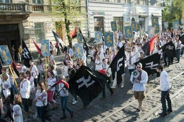 http://nwodissident.com/wordpress/wp-content/uploads/2014/05/Galicia-Waffen-SS-Insignia-and-Wolfsangel-Bmaf1m_CUAAAkBM.jpglarge.jpeg